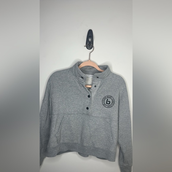 Burn boot camp grey cropped sweatshirt EUC size Small - Picture 1 of 4